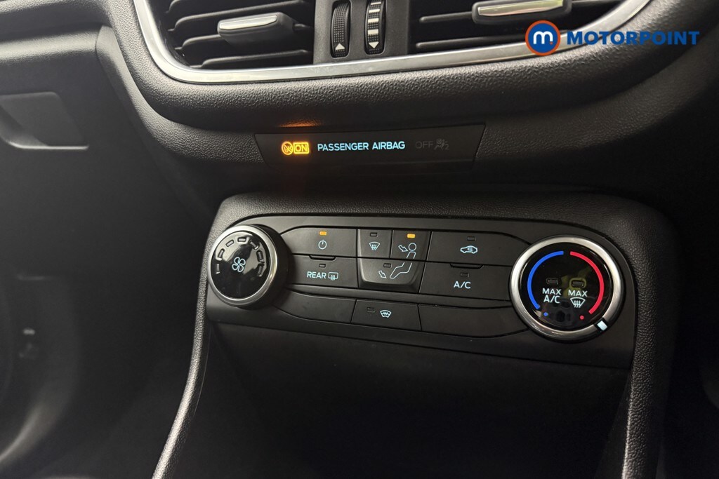 Used Ford Fiesta 2018 for sale - 77662990: Photo 20