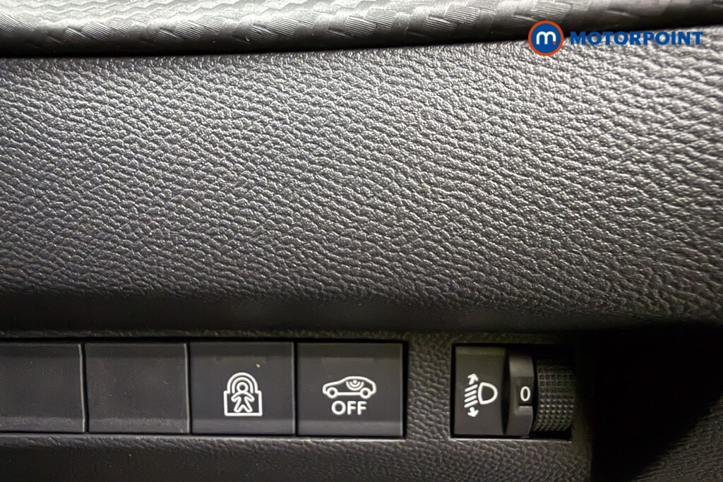 Used Peugeot 208 for sale - 77872890: Photo 24