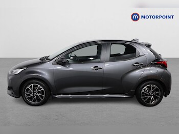 Used Toyota Yaris 2023 for sale - 77620078: Photo