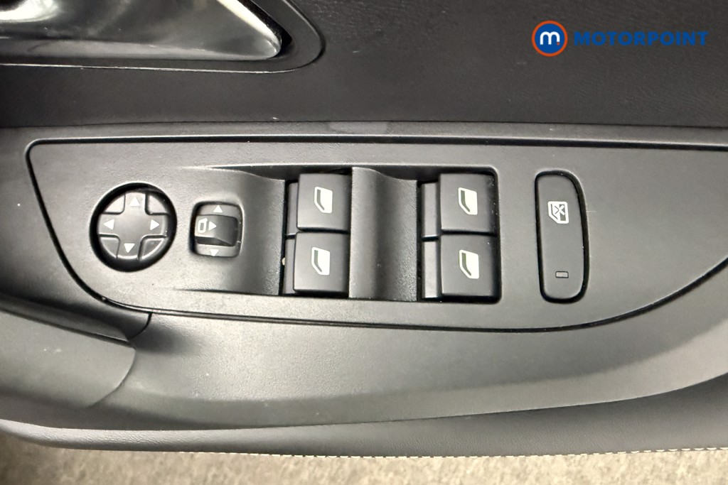 Used Peugeot 2008 2023 for sale - 76706965: Photo 27