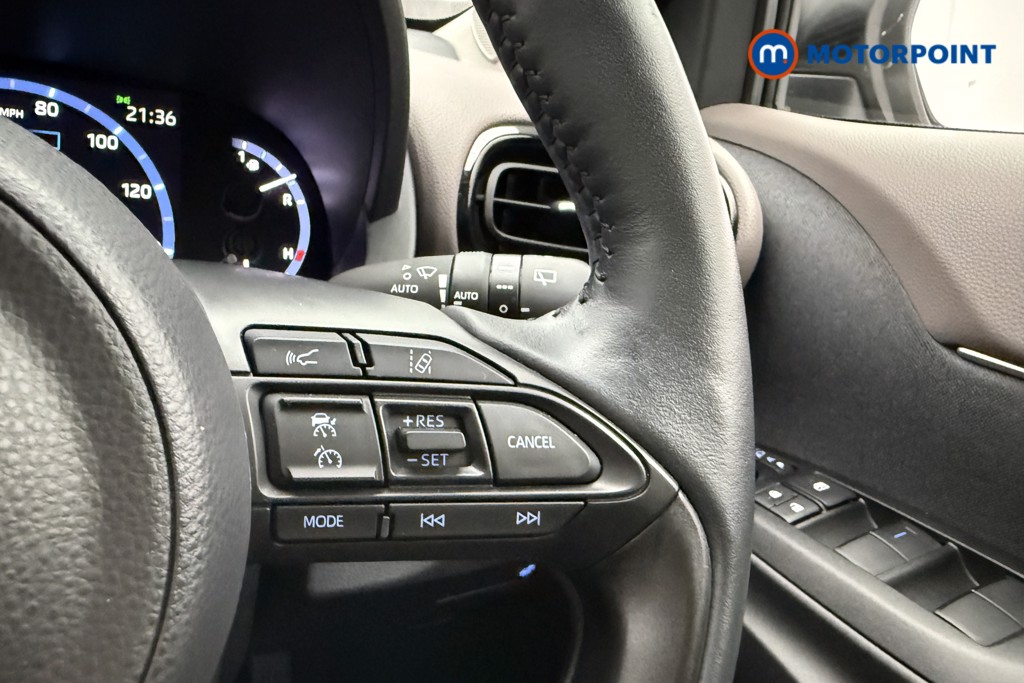 Used Toyota Yaris Cross 2022 for sale - 76892476: Photo 16