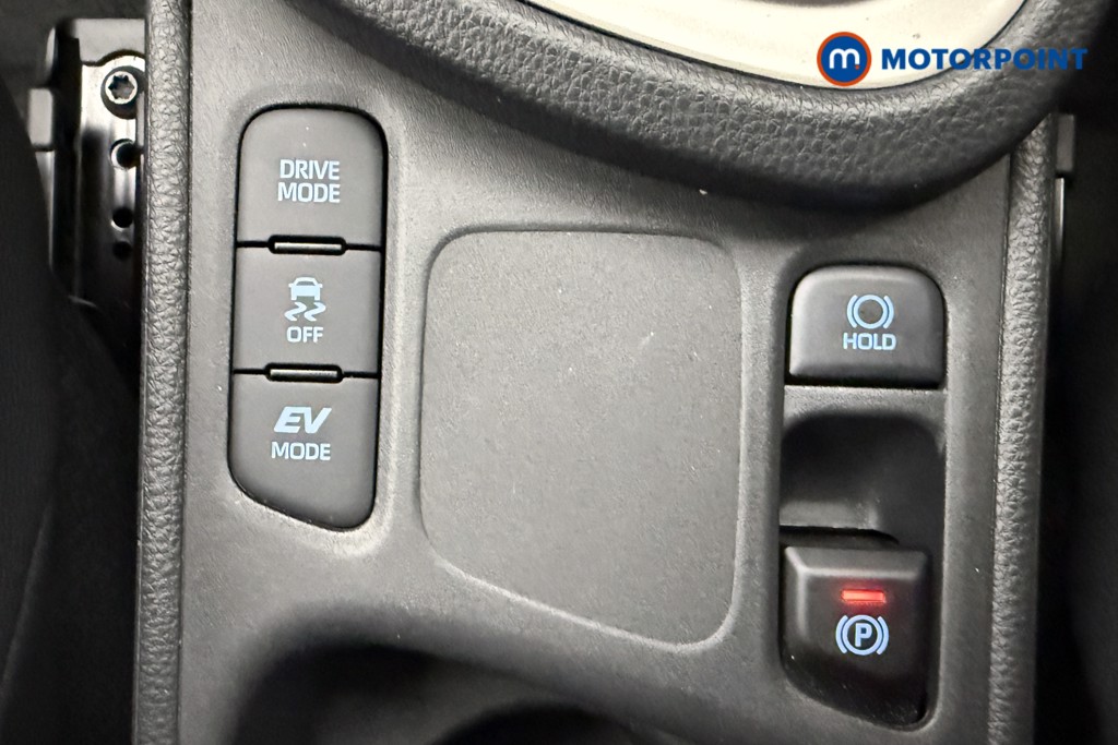 Used Toyota Yaris Cross 2022 for sale - 76892476: Photo 24