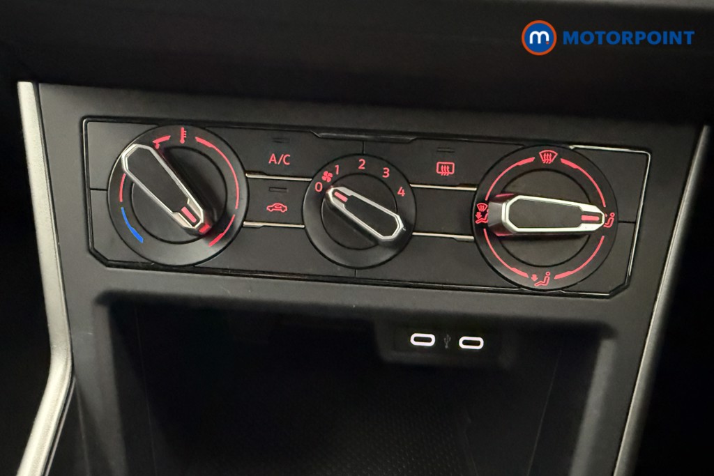 Used Volkswagen Polo 2021 for sale - 77033875: Photo 35