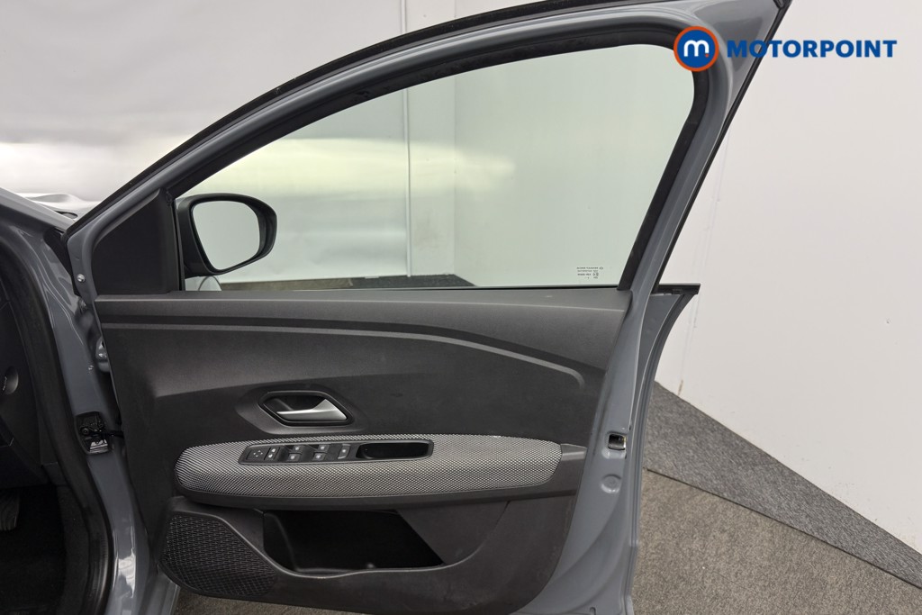 Used Dacia Sandero 2023 for sale - 76697242: Photo 25