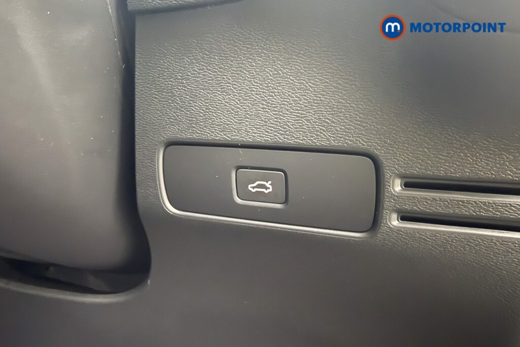 Used Volvo XC40 for sale - 77688506: Photo 30