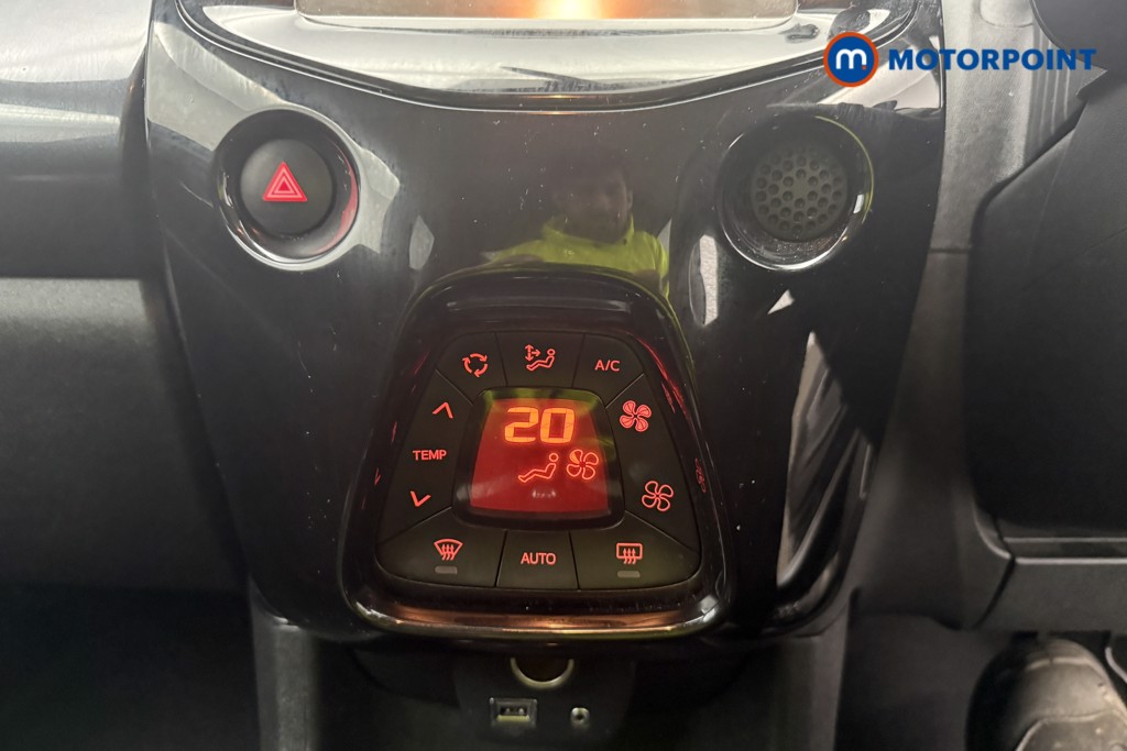 Used Toyota AYGO 2018 for sale - 77270355: Photo 30