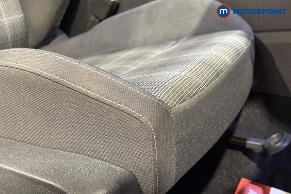 Used Volkswagen Golf 2024 for sale - 76117926: Photo 28