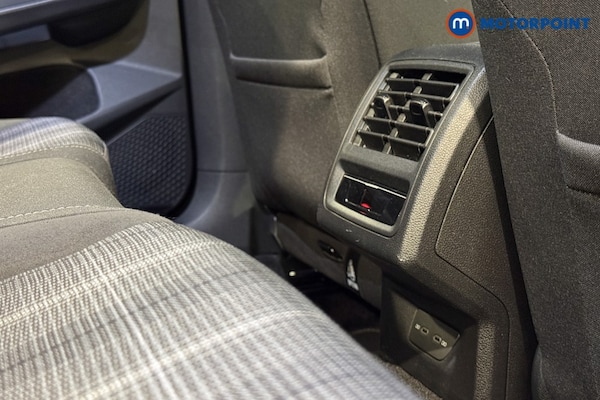 Used Volkswagen Golf 2024 for sale - 76117926: Photo 36
