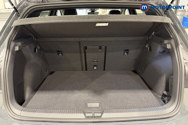 Used Volkswagen Golf 2024 for sale - 76117926: Photo 39