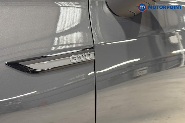 Used Volkswagen Golf 2024 for sale - 76117926: Photo 44