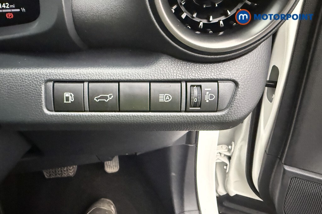 Used Toyota C-HR for sale - 77000346: Photo 28