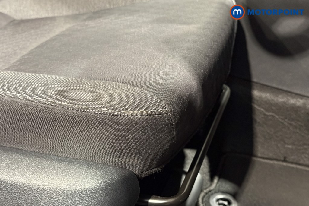 Used Toyota Yaris 2021 for sale - 76603582: Photo 15