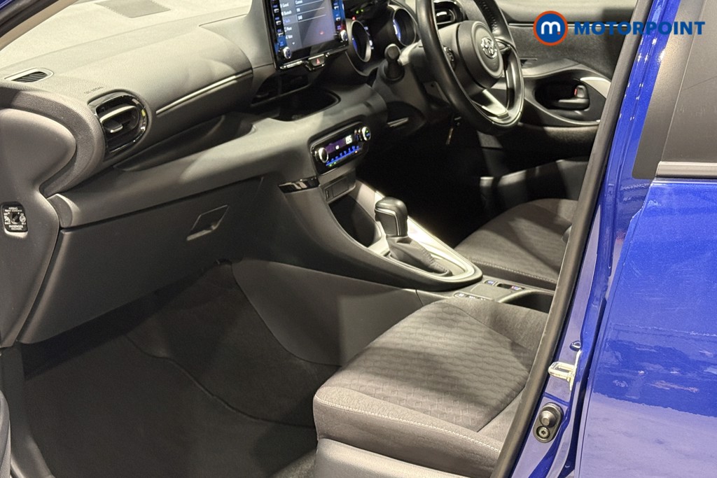 Used Toyota Yaris 2021 for sale - 76603582: Photo 21