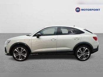 Used Audi Q3 2022 for sale - 77171310: Photo