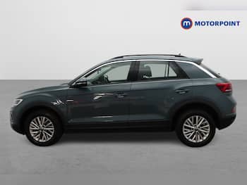 Used Volkswagen T-Roc 2023 for sale - 79639357: Photo
