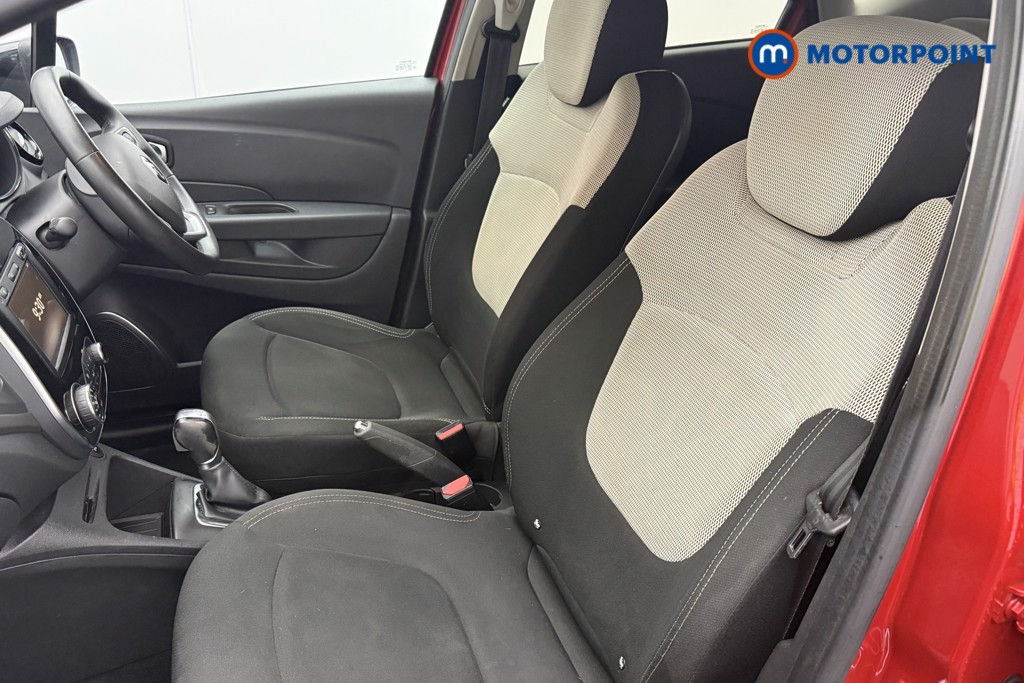 Used Renault Captur for sale - 77676842: Photo 17