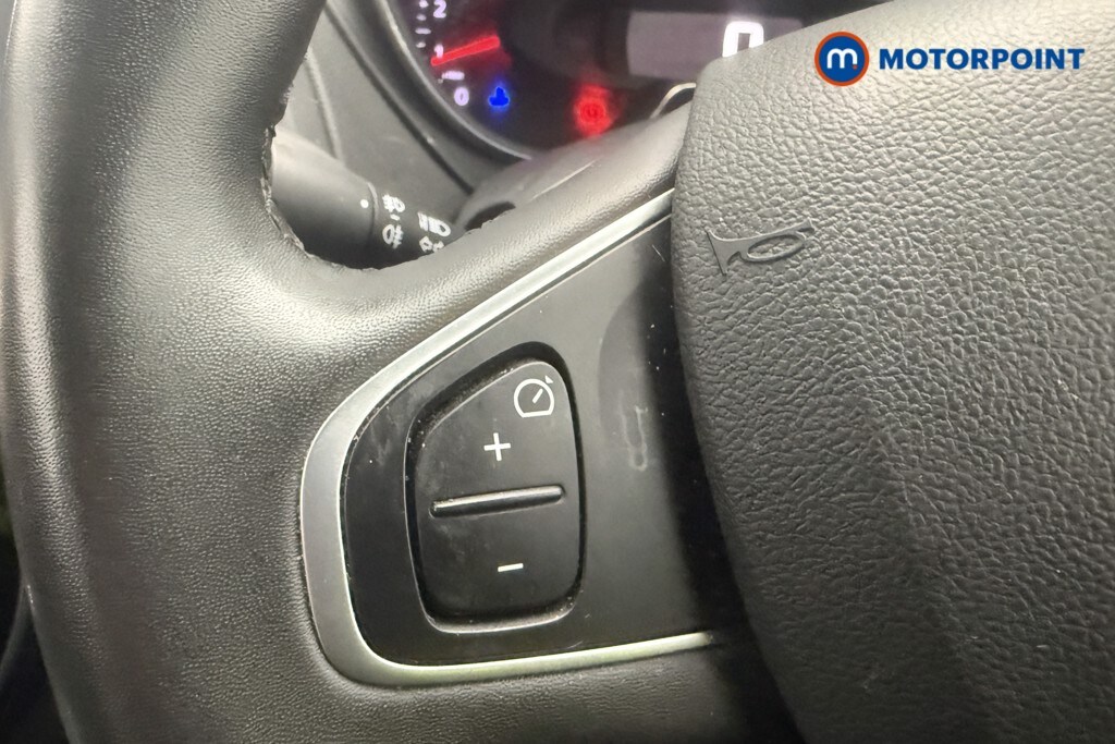 Used Renault Captur for sale - 77676842: Photo 31