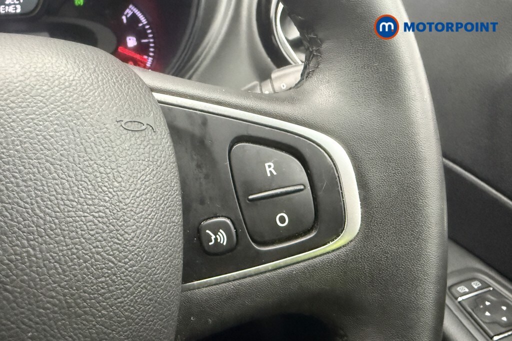 Used Renault Captur for sale - 77676842: Photo 32