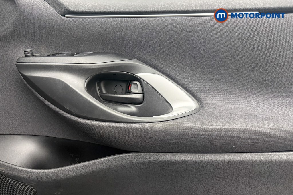 Used Mazda Mazda2 HYBRID 2024 for sale - 77604356: Photo 25