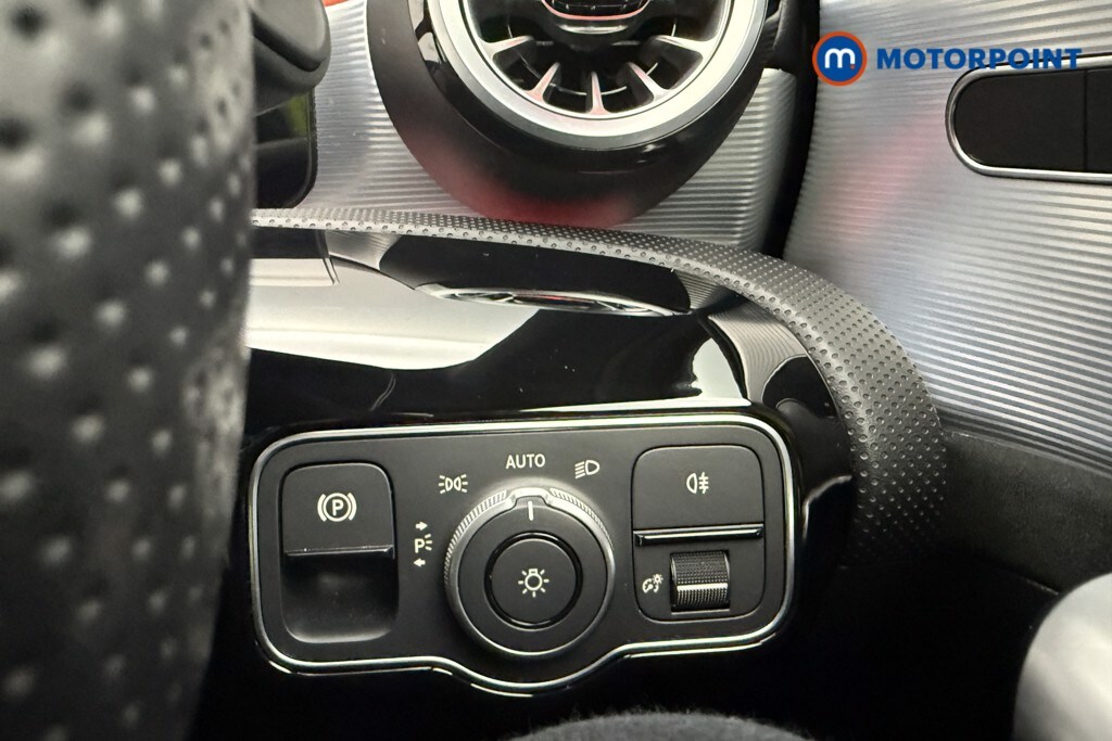 Used Mercedes-Benz A-Class for sale - 77831065: Photo 28