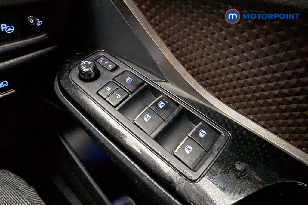 Used Toyota C-HR for sale - 77997937: Photo 23