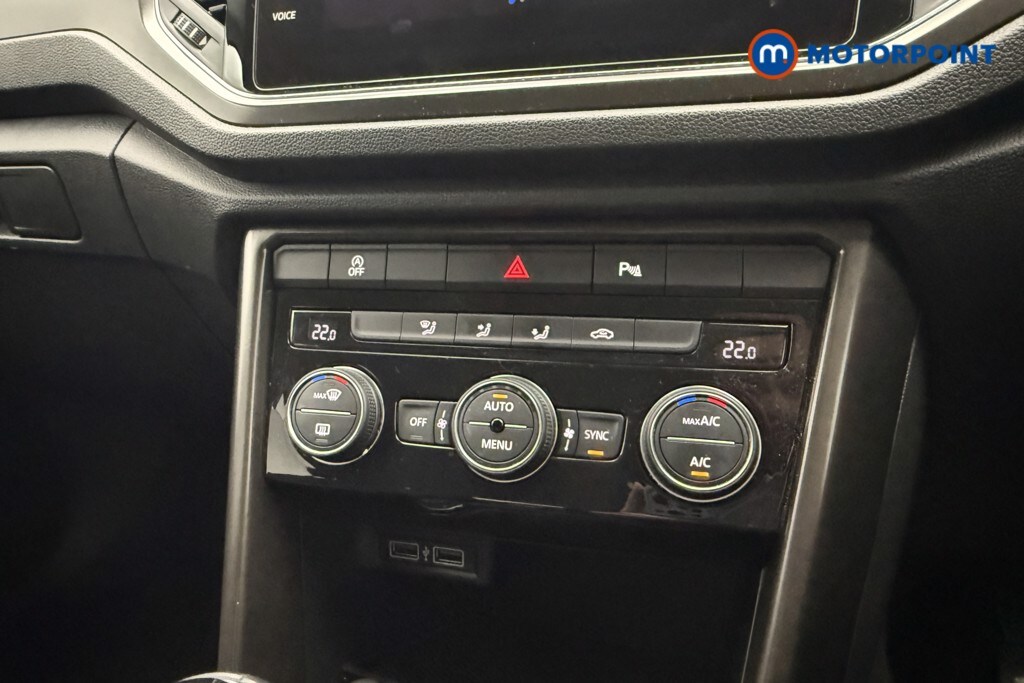 Used Volkswagen T-Roc for sale - 77946589: Photo 21