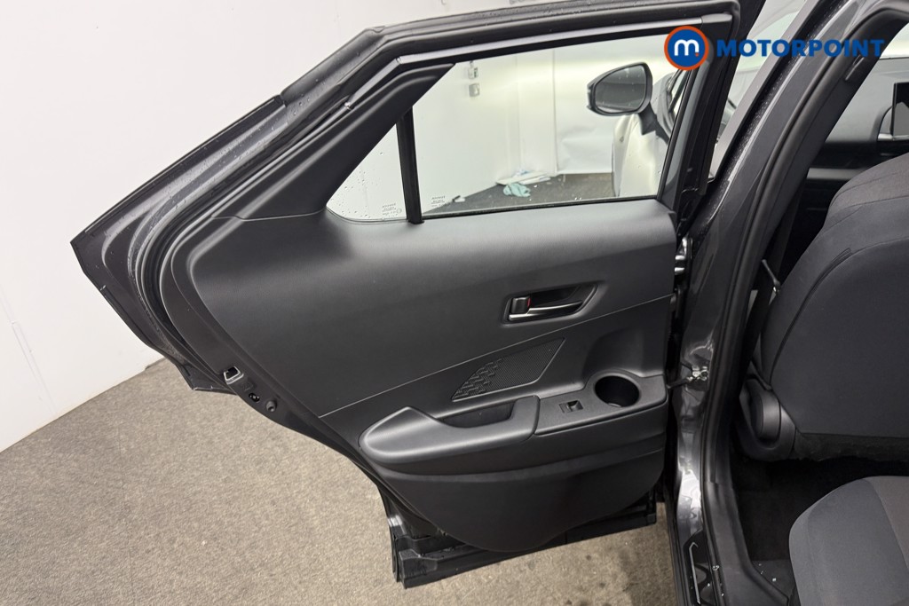 Used Toyota C-HR 2024 for sale - 76895729: Photo 15