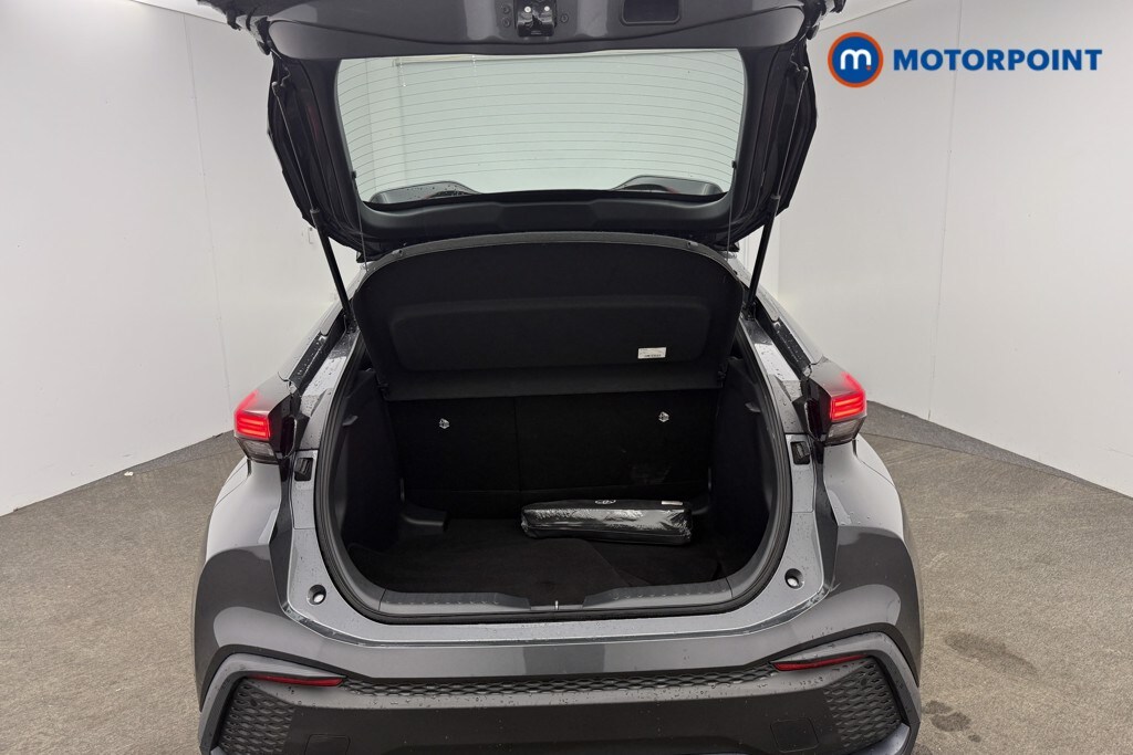 Used Toyota C-HR 2024 for sale - 76895729: Photo 21