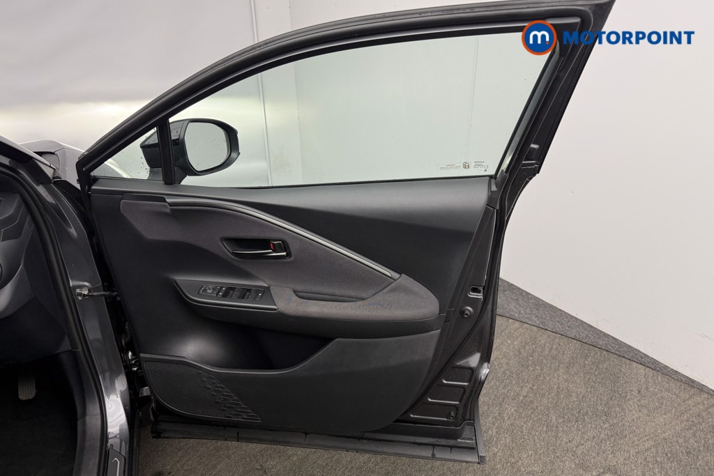 Used Toyota C-HR 2024 for sale - 76895729: Photo 26