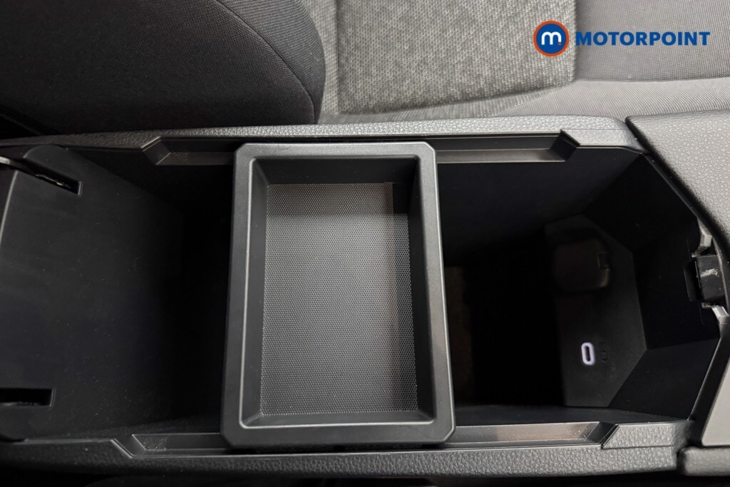 Used Toyota C-HR 2024 for sale - 76895729: Photo 30