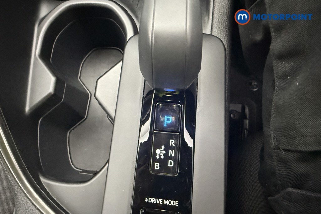 Used Toyota C-HR 2024 for sale - 76895729: Photo 32