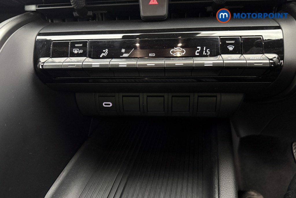 Used Toyota C-HR 2024 for sale - 76895729: Photo 33