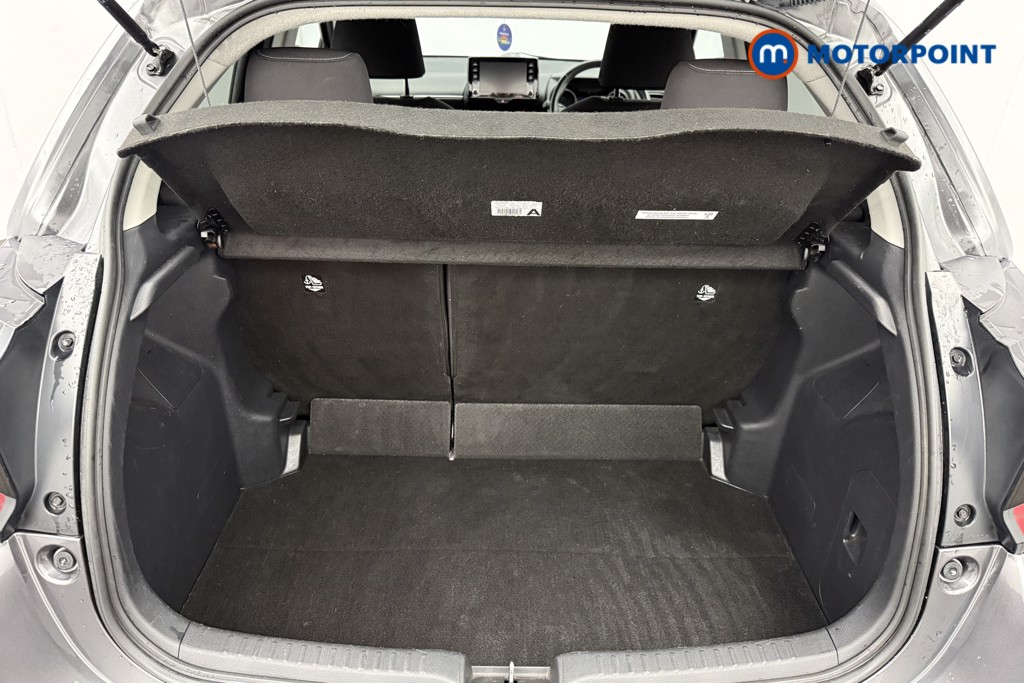 Used Toyota Yaris 2022 for sale - 76933904: Photo 27