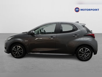 Used Toyota Yaris 2022 for sale - 76933904: Photo