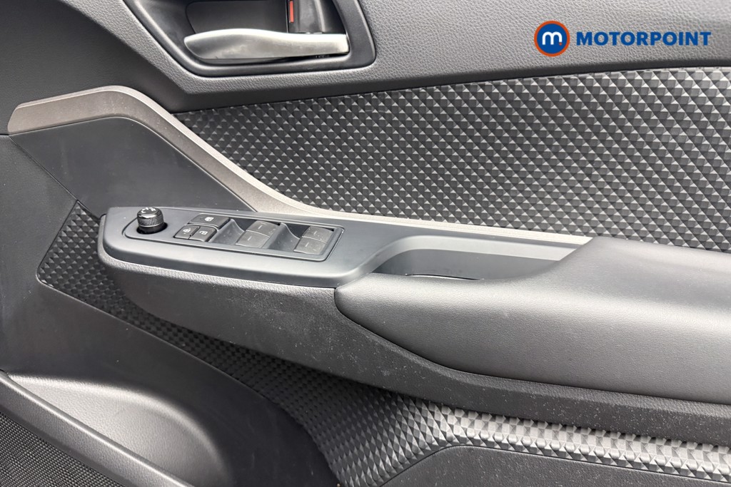 Used Toyota C-HR 2021 for sale - 77407236: Photo 24