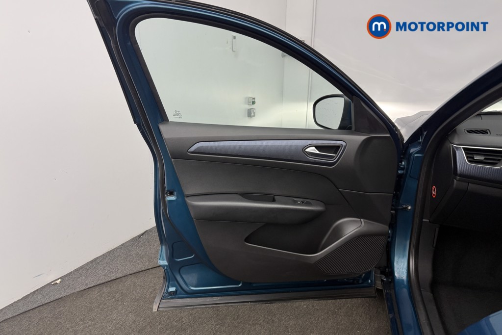 Used Renault Arkana 2022 for sale - 76878720: Photo 12