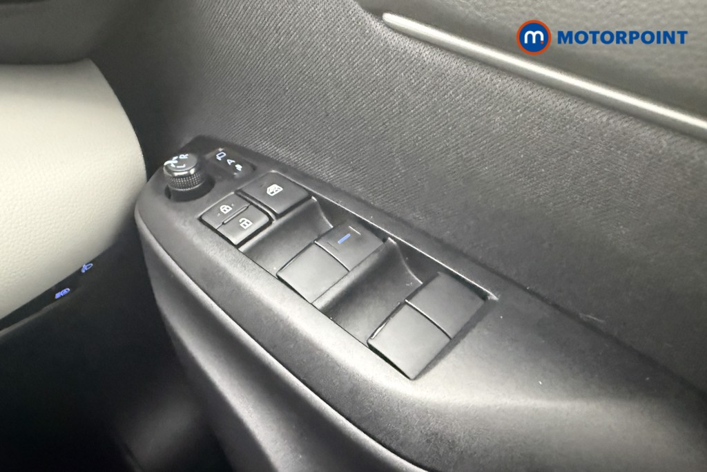 Used Toyota Yaris 2023 for sale - 76797306: Photo 25