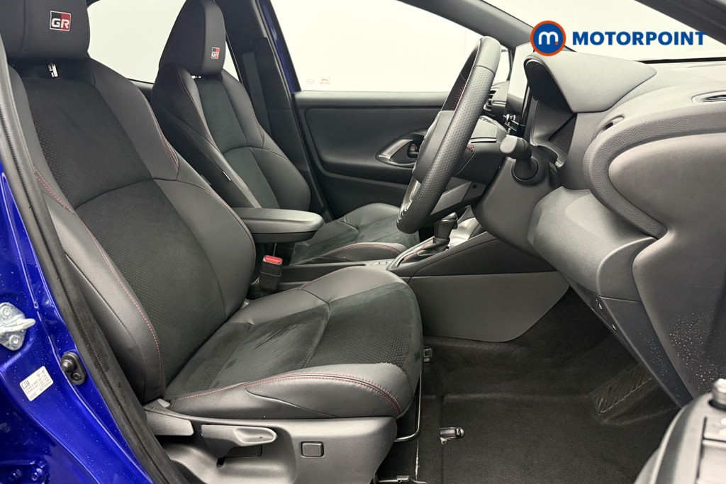 Used Toyota Yaris 2024 for sale - 77354703: Photo 28