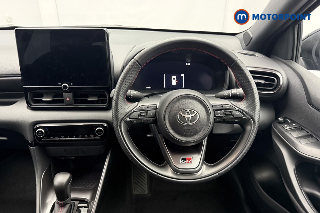 Used Toyota Yaris 2024 for sale - 77354703: Photo 30