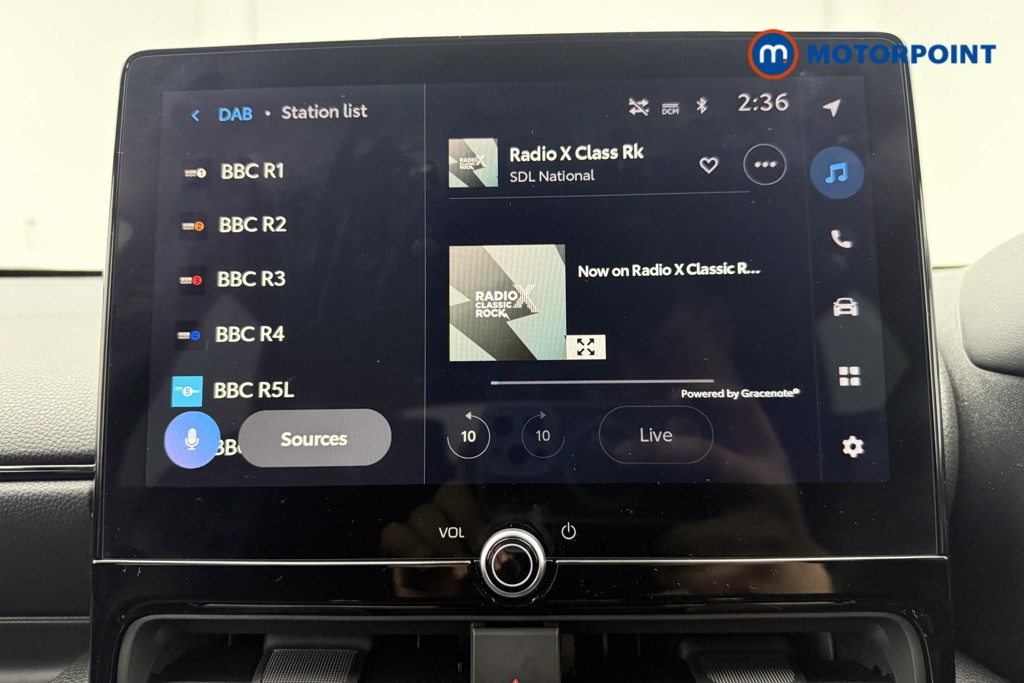 Used Toyota Yaris 2024 for sale - 77354703: Photo 32