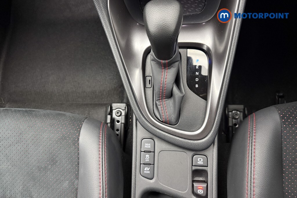 Used Toyota Yaris 2024 for sale - 77354703: Photo 36