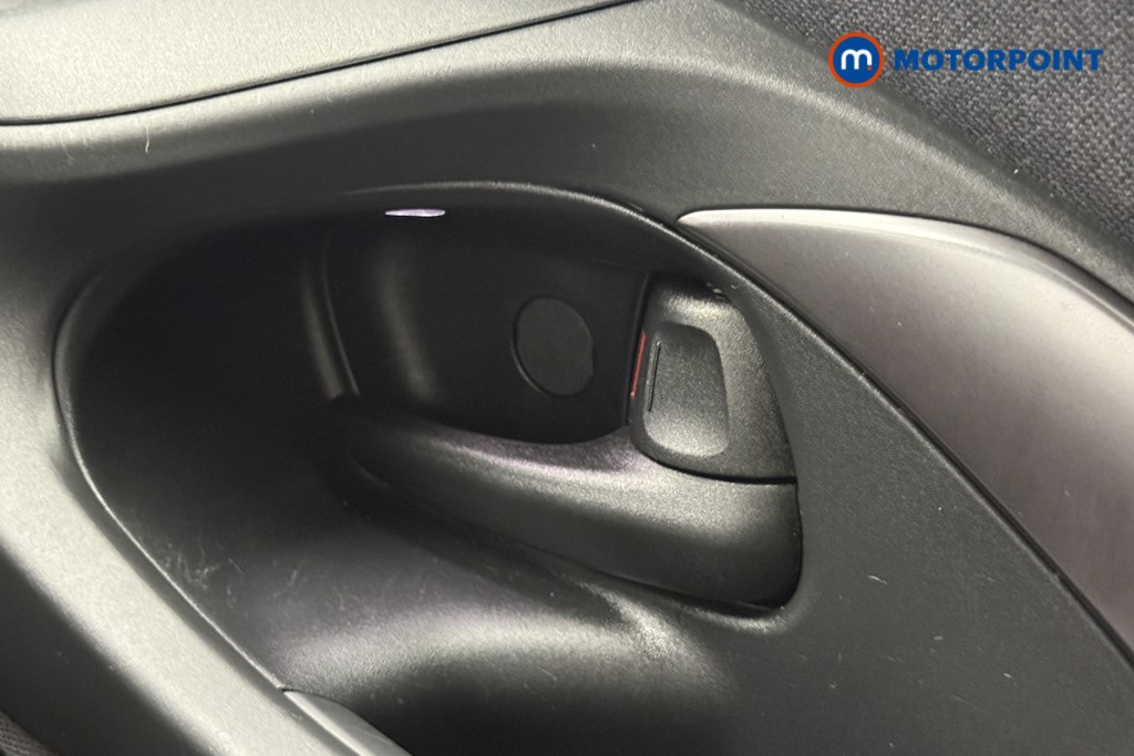 Used Toyota Yaris 2024 for sale - 77354703: Photo 41