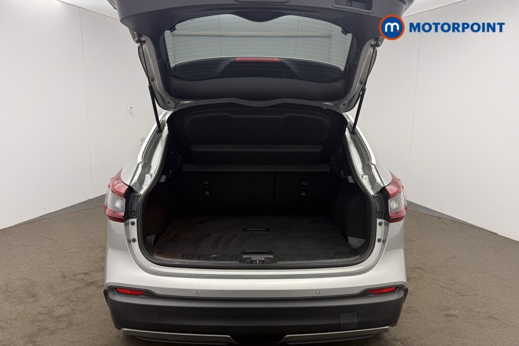 Used Nissan Qashqai for sale - 77962505: Photo 15