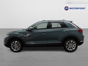 Used Volkswagen T-Roc 2023 for sale - 79479807: Photo