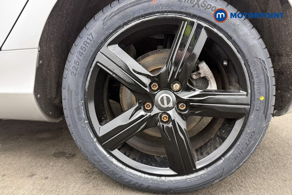 Used Volvo V40 2019 for sale - 77741228: Photo 10