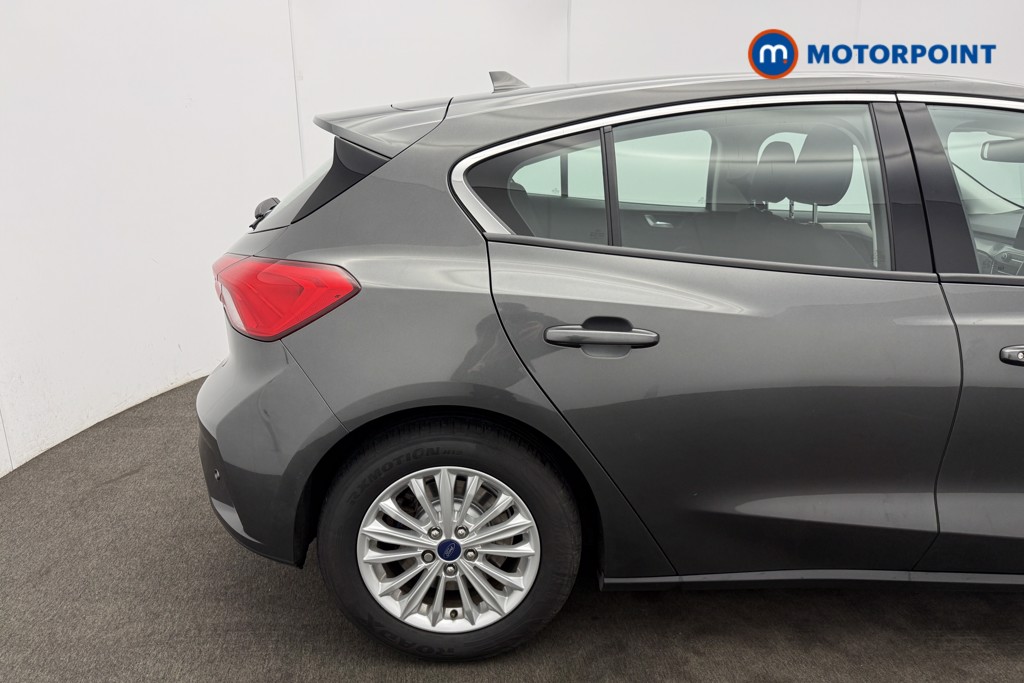 Used Ford Focus 2019 for sale - 76958092: Photo 16