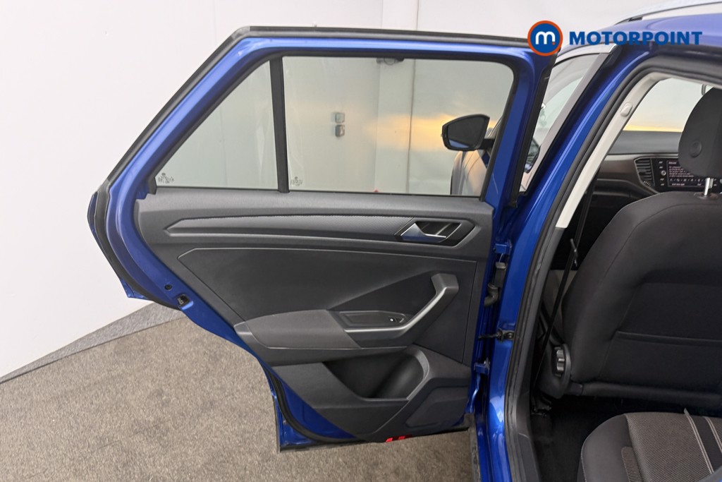 Used Volkswagen T-Roc 2018 for sale - 76985117: Photo 14