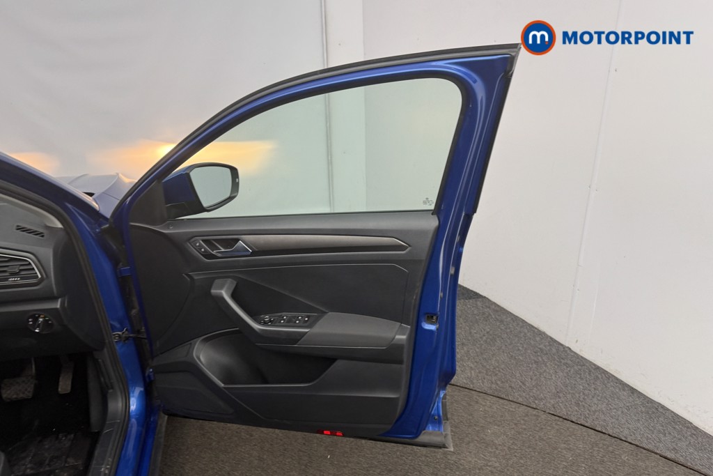 Used Volkswagen T-Roc 2018 for sale - 76985117: Photo 24