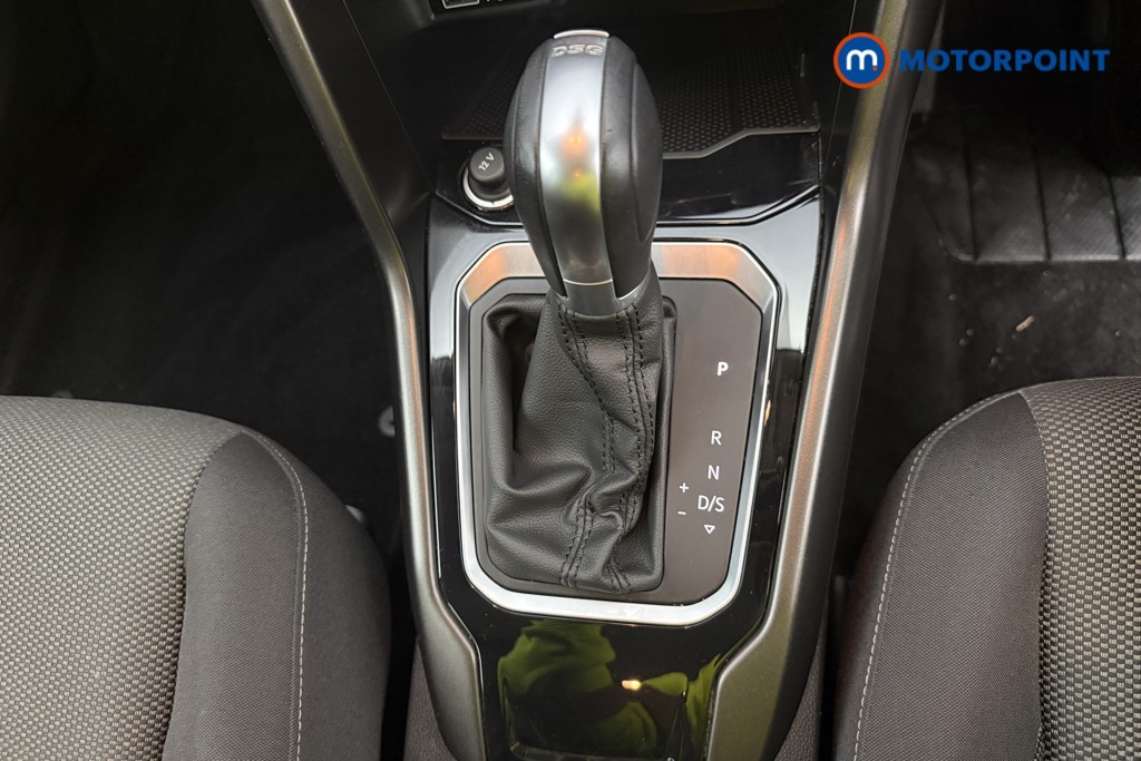 Used Volkswagen T-Roc 2018 for sale - 76985117: Photo 29