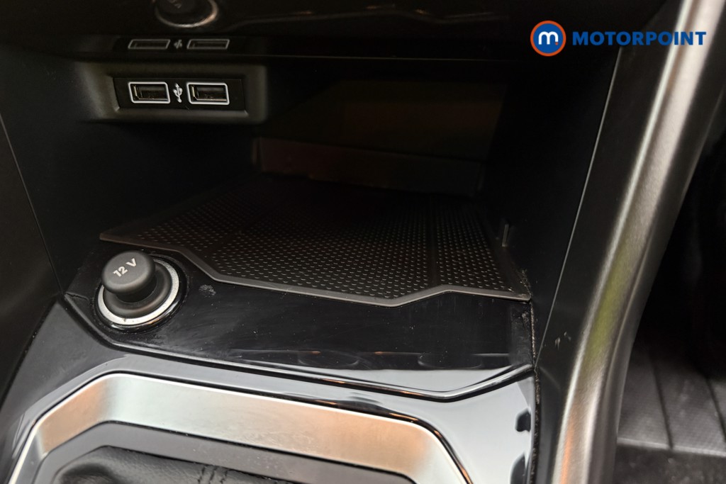 Used Volkswagen T-Roc 2018 for sale - 76985117: Photo 30